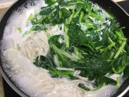 A green egg noodles