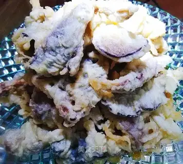 Meat fried mushrooms