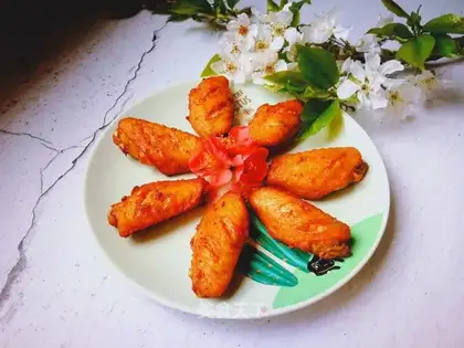 Fried chicken wings
