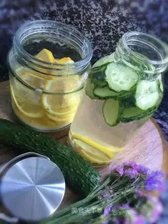 Cucumber lemonade