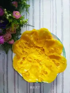 A dumpling omelet
