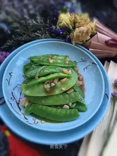 Watering Dutch beans