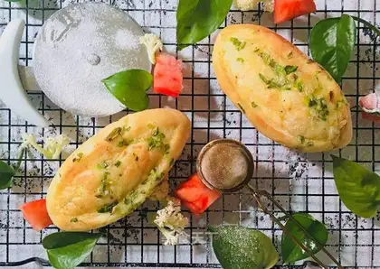 Onion bread