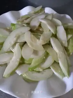 Garlic pickles