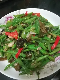 Fried lentils