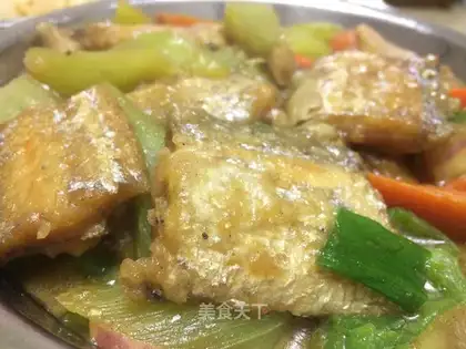 Red-fried fish