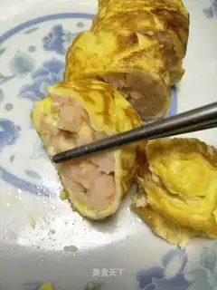 Shrimp egg rolls