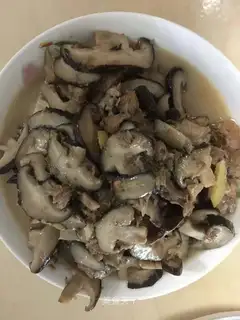 Cracker mushrooms