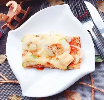 Pizza broccoli