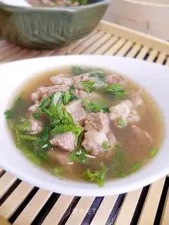 coriander beef soup
