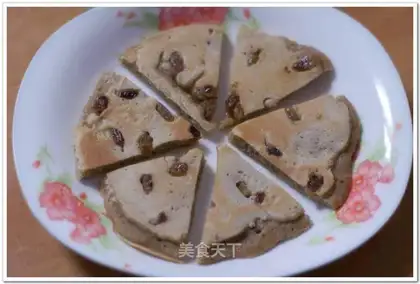 Coffee raisin pancakes