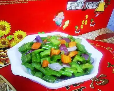stir-fried three diced vegetables