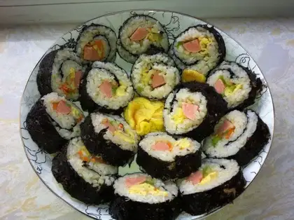 Simple kimbap