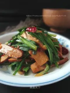 stir-fried chives with dried sauce