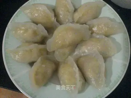 Watermelon peel crystal steamed dumplings