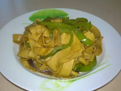 Pepper and bean skin