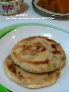 Whole-wheat chopped green onion cake