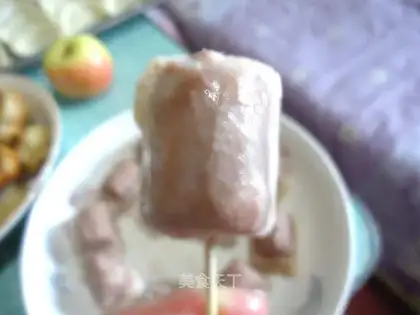 Milk bean paste and fruit ice