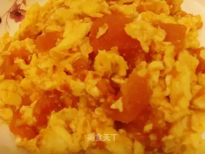 Scrambled egg with tomato