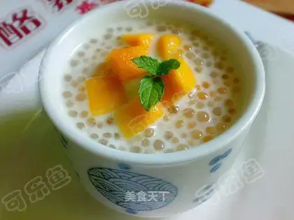 Mango coconut milk sago dew
