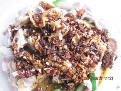 Sliced pork slices with soy sauce