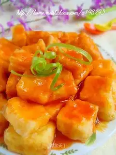 Egg tofu in tomato sauce