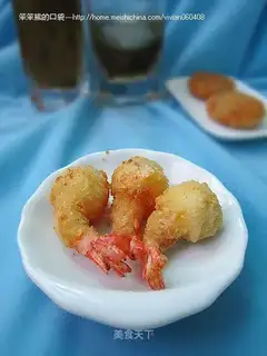Shrimp balls with cheese