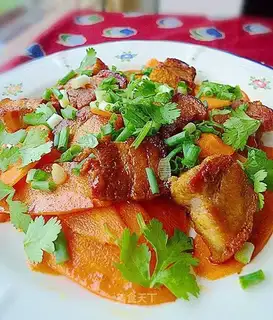 Fried pork and carrot