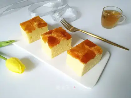 Caramel pineapple flip cake