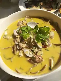 Garlic platinum soup