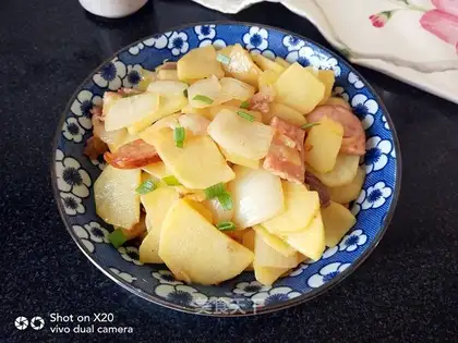 Potato chips onions