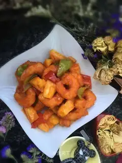 Pineapple grunt shrimp