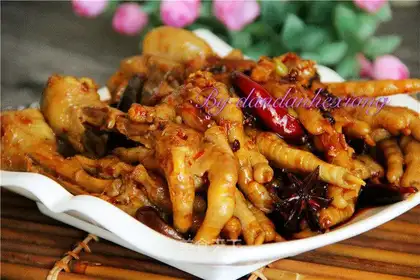 Hot chicken claws