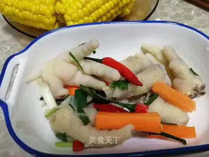 Sour lemon chicken claws