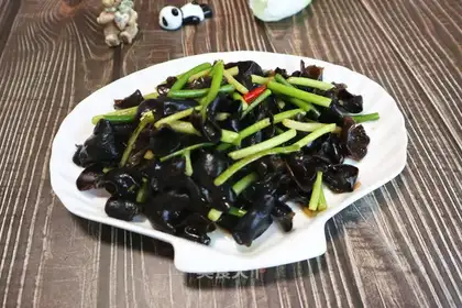 Black-mucked
