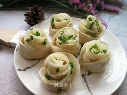 A rose dumpling