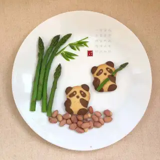 A panda dish