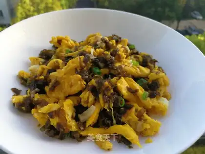 Garmented eggs