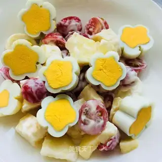 A petal egg