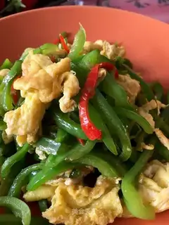 Peppers fried eggs