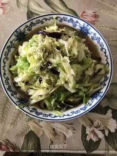 Scrambled cabbage