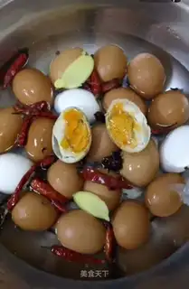 Pickled eggs