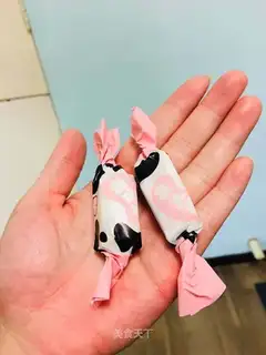Cow Rolling Sugar