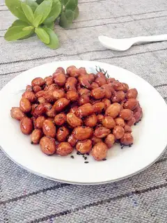 Amber peanuts