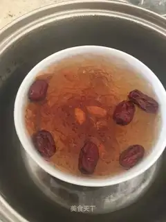 ♪ Swallow with red dates ♪