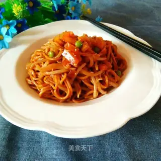 Hot dry noodles