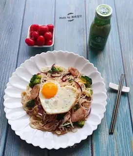 ♪ Time sausage fried rice powder ♪