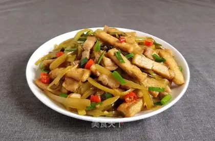 Sour sauce and tofu