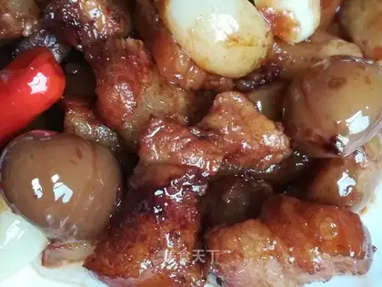 Crumbs are roasted with flowers