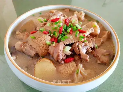 Monkey mushroom chicken stew